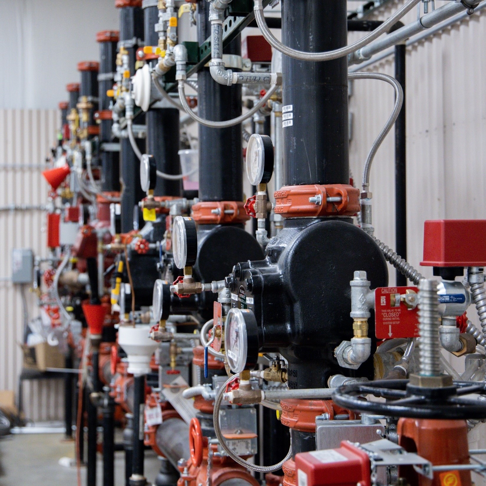 Wet vs. Dry Fire Sprinkler System: Which is More Effective?